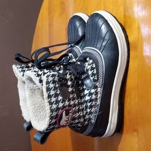 Sorel Tivoli Waterproof Boots Size 8